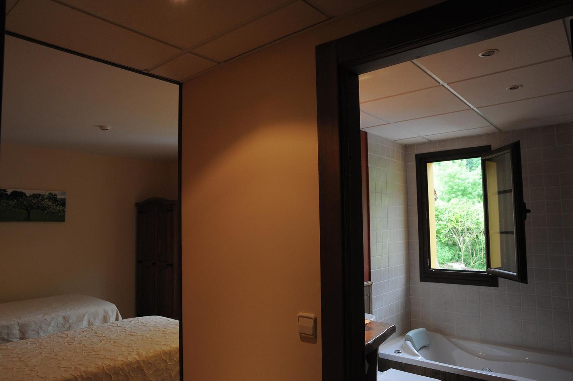 El Quesar De Gamoneo Hotel Gamonedo de Cangas ภายนอก รูปภาพ