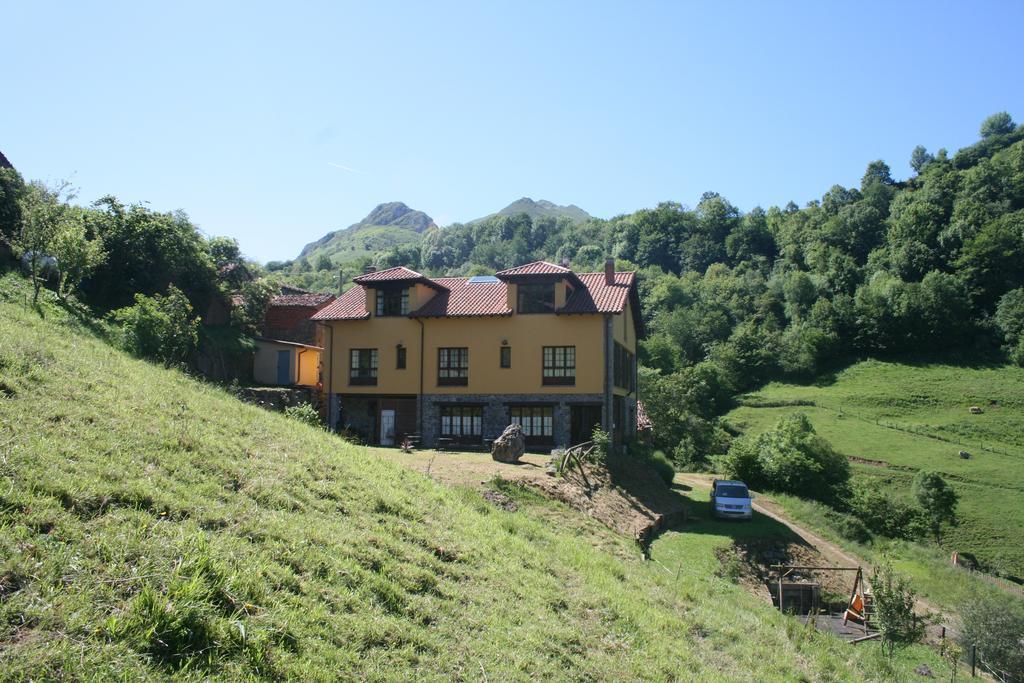 El Quesar De Gamoneo Hotel Gamonedo de Cangas ภายนอก รูปภาพ
