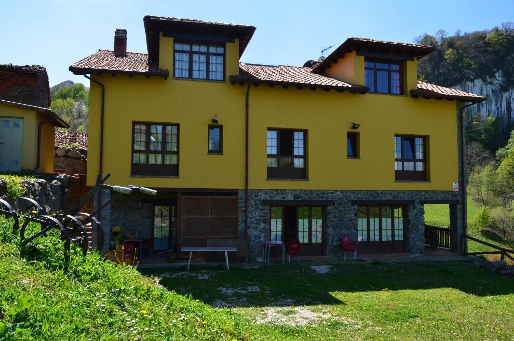 El Quesar De Gamoneo Hotel Gamonedo de Cangas ภายนอก รูปภาพ